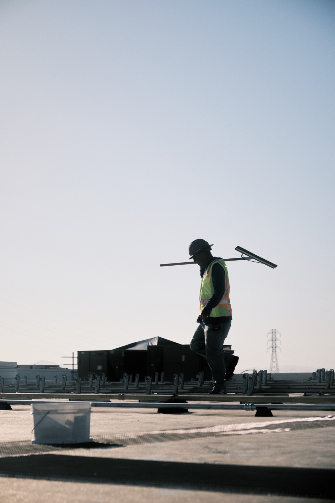 MYNT construction crew at work on a California solar project